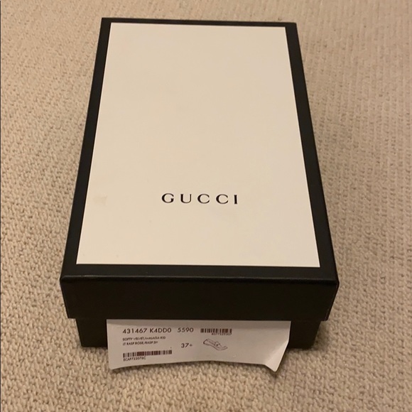 Velvet pink Gucci loafers worn 3 times - Picture 7 of 7